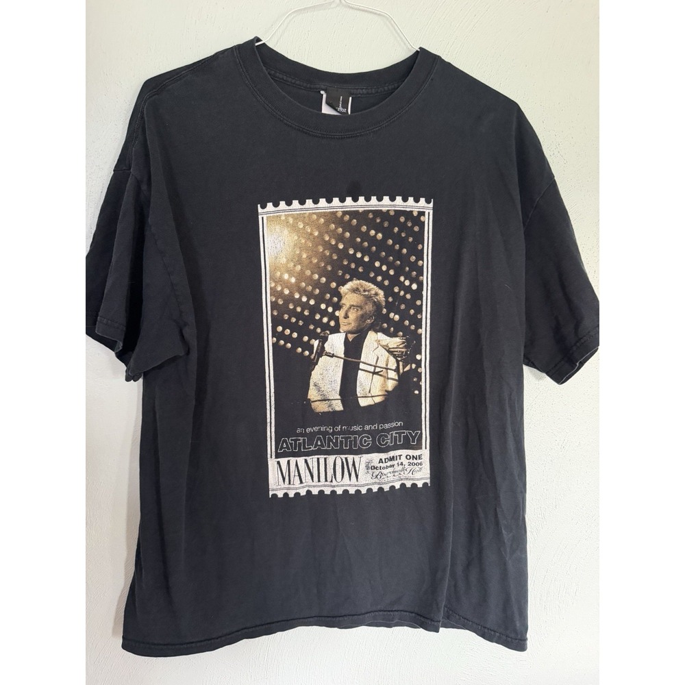Barry Manilow concert graphic t-shirt merch Sz XL 2006 music and passion Copa